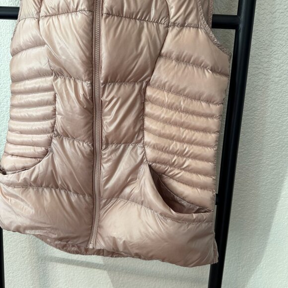 Lululemon Fluffin Awesome Vest in Rose Gold Size 4 - Picture 5 of 8